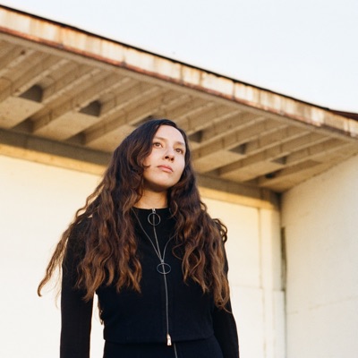Listen to Wila Frank, watch music videos, read bio, see tour dates & more!