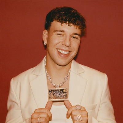 Listen to Quevedo, watch music videos, read bio, see tour dates & more!