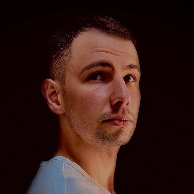 Escucha a undefined, mira videos musicales, lee su biografía, consulta las fechas de las gira y más.