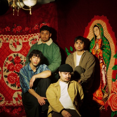 Ascolta Peach Tree Rascals, guarda video musicali, leggi la biografia, vedi le date del tour & altro!
