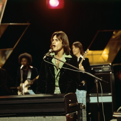 Listen to KC and The Sunshine Band, watch music videos, read bio, see tour dates & more!