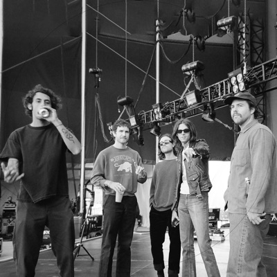 Listen to The Neighbourhood, watch music videos, read bio, see tour dates & more!