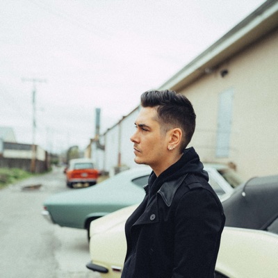 Listen to Karl Michael, watch music videos, read bio, see tour dates & more!